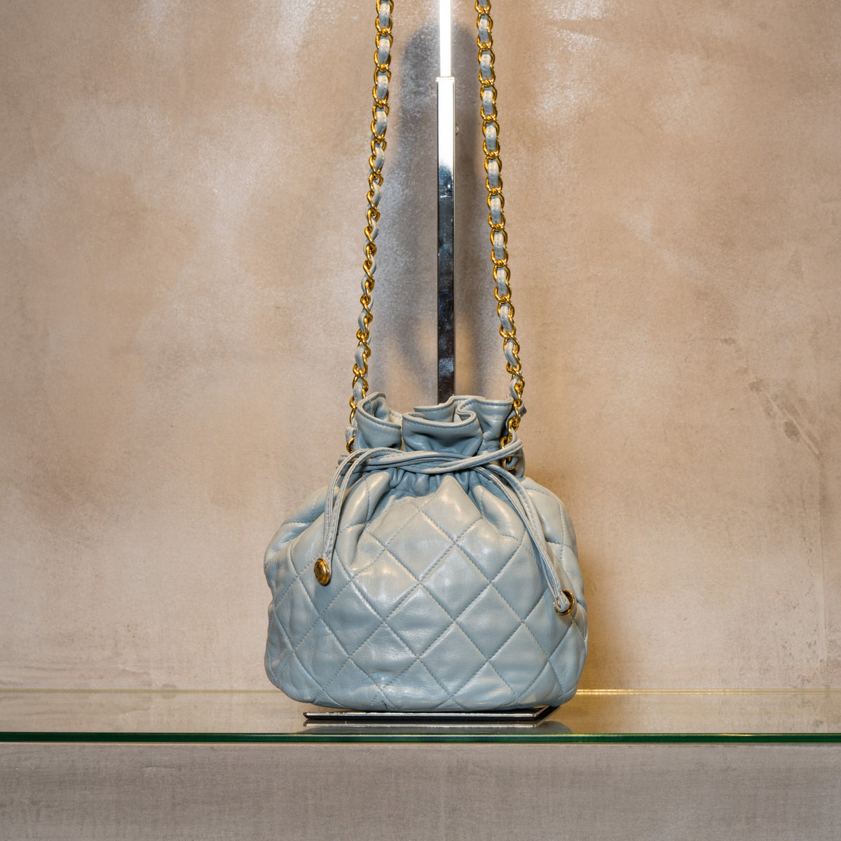 ノベルティ　マトラッセ　ラムスキン　25センチ　水色 CHANEL シャネル マトラッセ ラムスキン ブルー – The BOUTIQUE