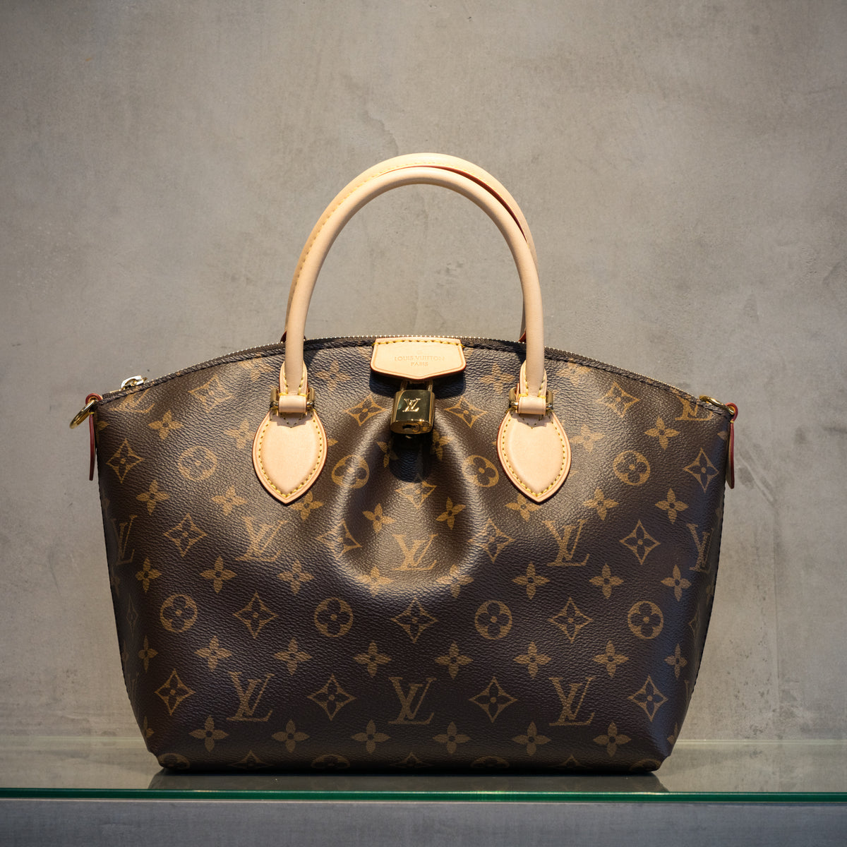 LOUIS VUITTON ルイヴィトン モノグラム ボエシPM – The BOUTIQUE