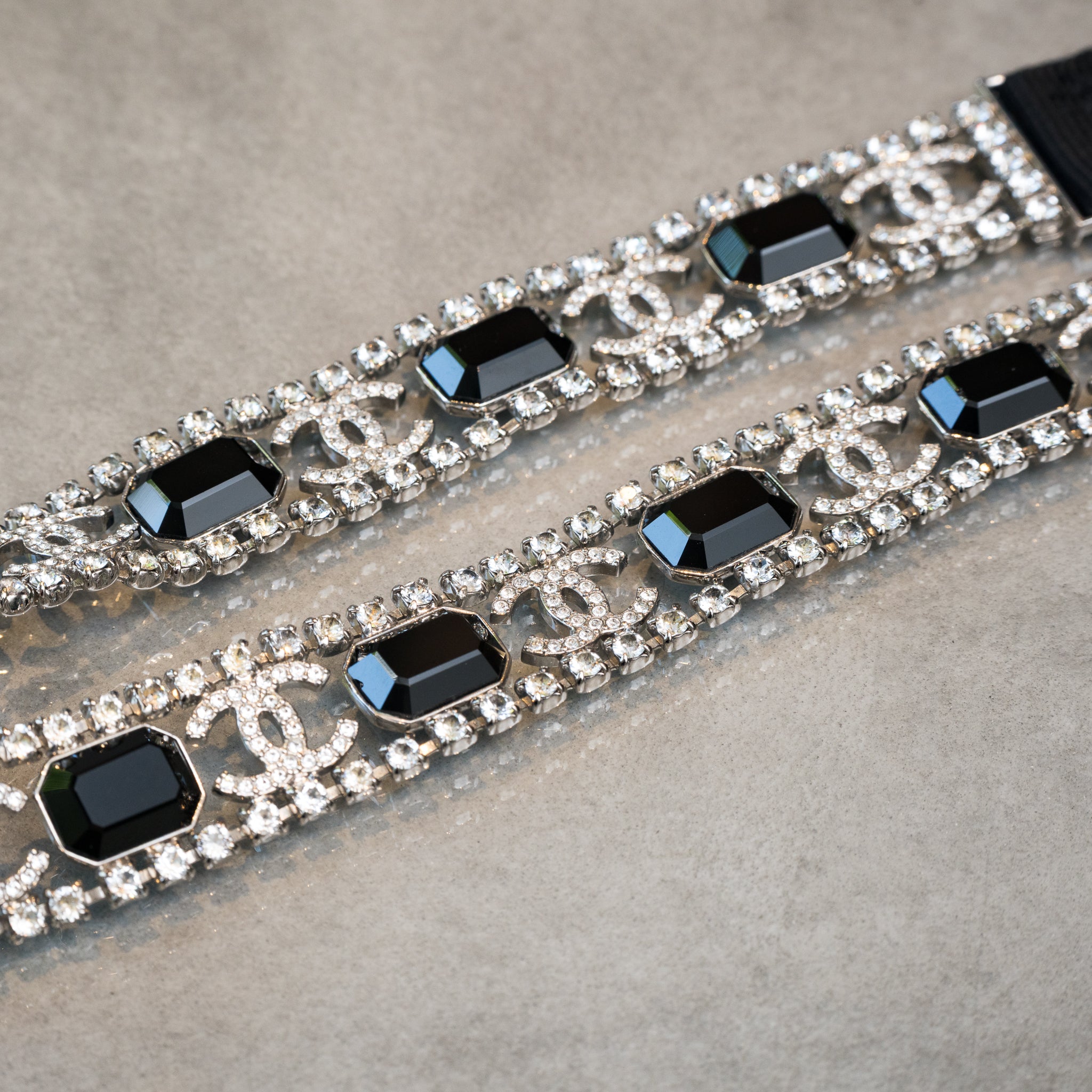 CHANEL – The BOUTIQUE