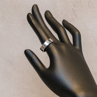 Cartier　カルティエ　ラブリング　52　