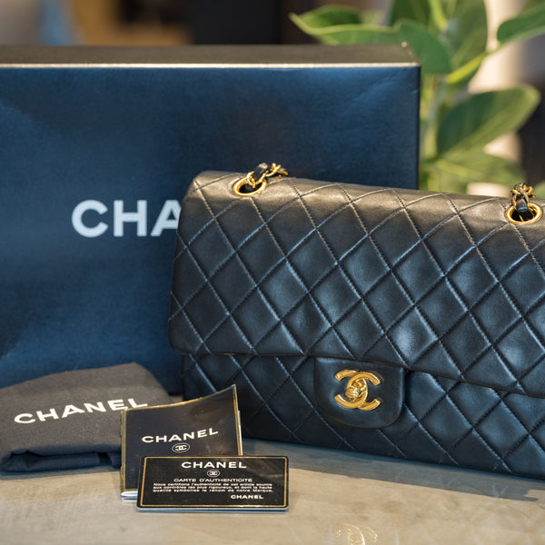 CHANEL シャネル マトラッセ25 ダブルフラップ