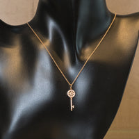 Tiffany＆Co.　ティファニー＆コー　キー ペタル ペンダント