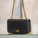 CHANEL マトラッセ ショルダーバッグ