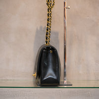 CHANEL　シャネル　マトラッセ　ダイアナ25　ラムスキン