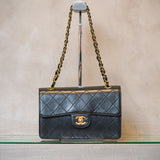 CHANEL　シャネル　マトラッセ23　ラムスキン