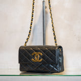 CHANEL マトラッセ ショルダーバッグ