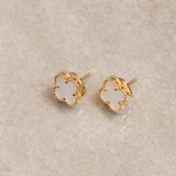 Van Cleef＆Arpels　ヴァンクリーフアーペル　スウィートアルハンブラ ピアス　シェル