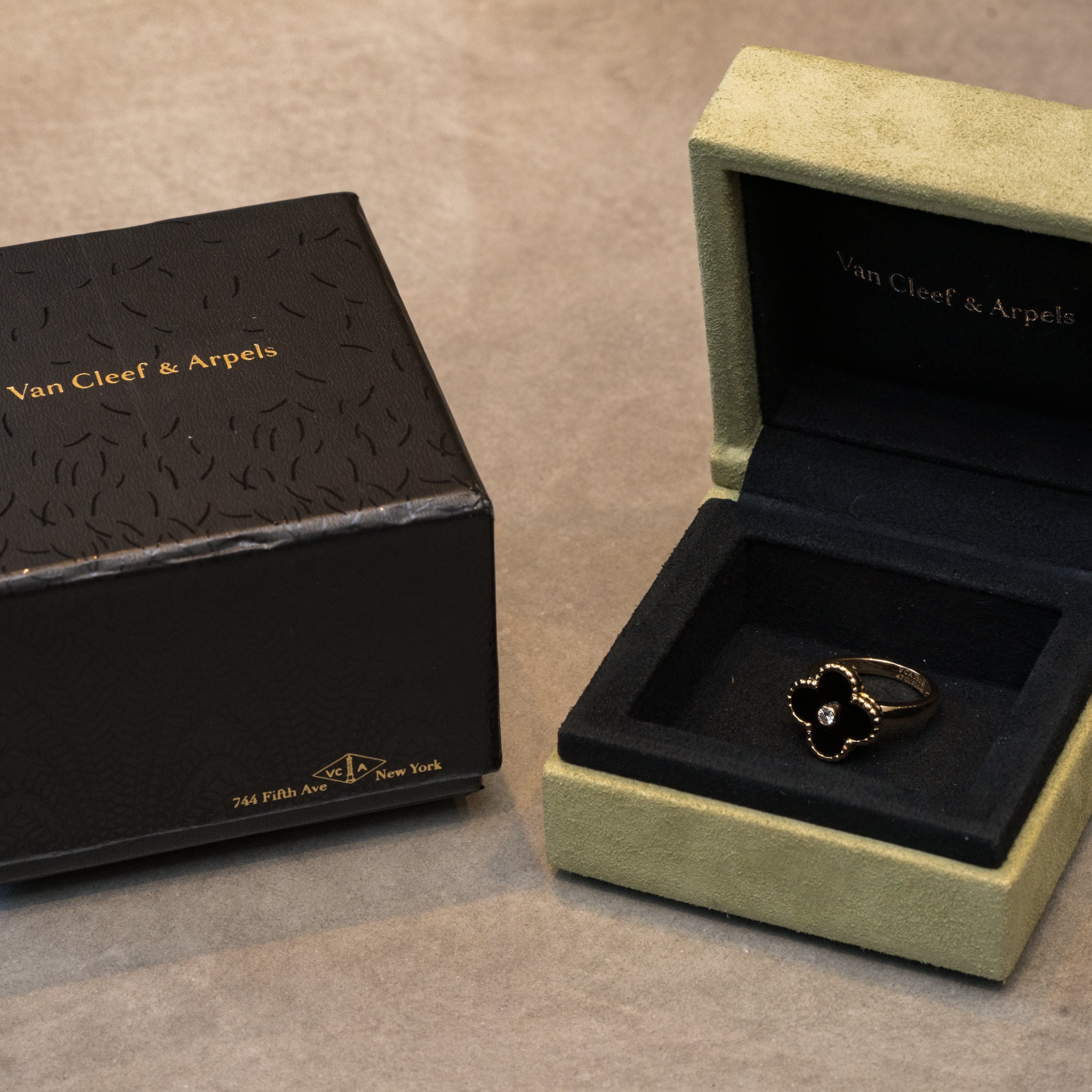 Van Cleef＆Arpels – The BOUTIQUE
