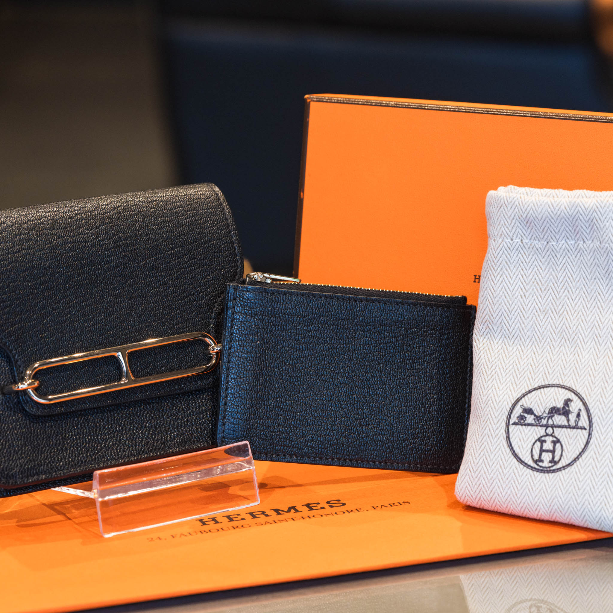 美品 HERMES エルメス スカーフリング ケリーカデナ ゴールド HERMES – The BOUTIQUE