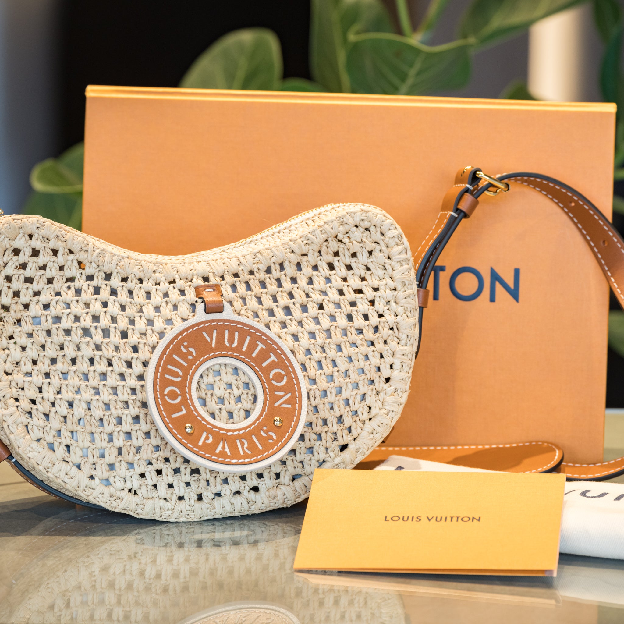 ルイヴィトン クロワッサン LOUIS VUITTON ルイヴィトン クロワッサン – The BOUTIQUE