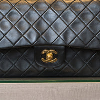 CHANEL　シャネル　CF25　マトラッセ25　ダブルフラップ　ラムスキン