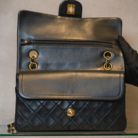 CHANEL　シャネル　CF25　マトラッセ25　ダブルフラップ　ラムスキン