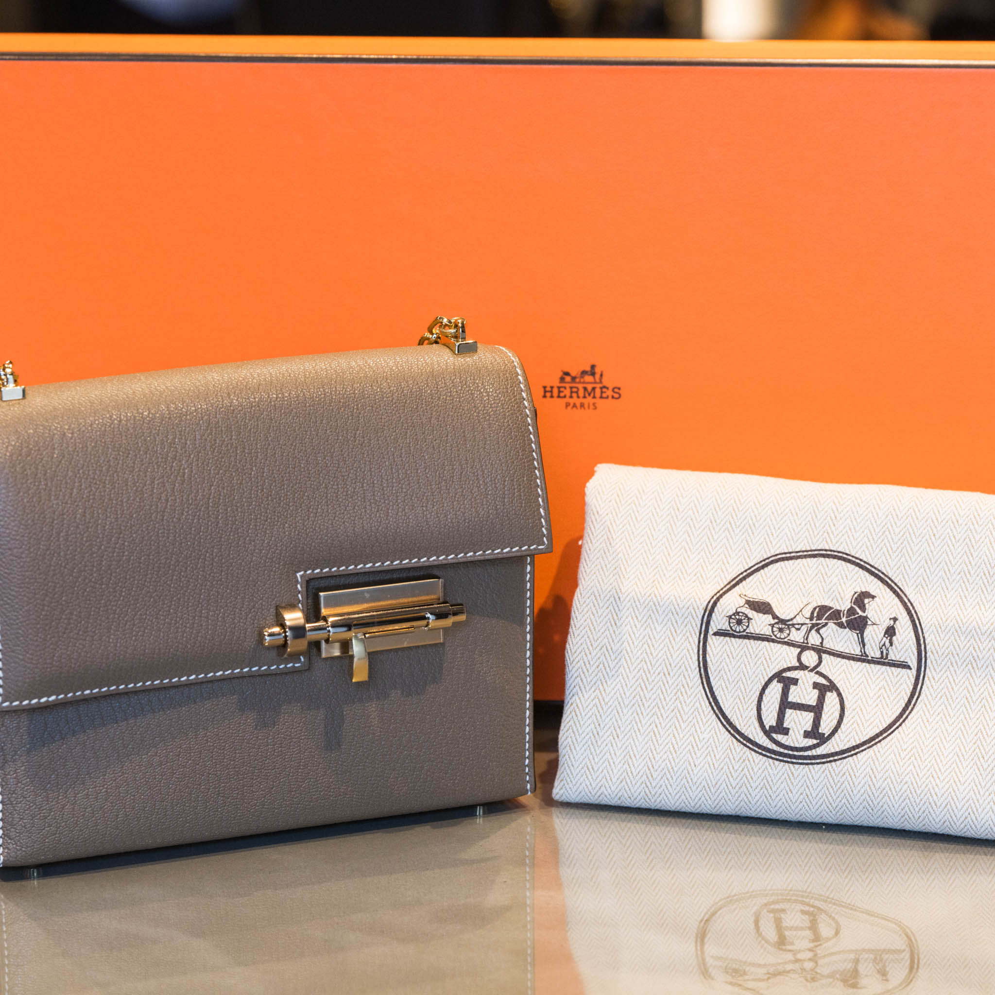 HERMES エルメス ヴェルーミニ シェーブルミゾール エトゥープ 未使用