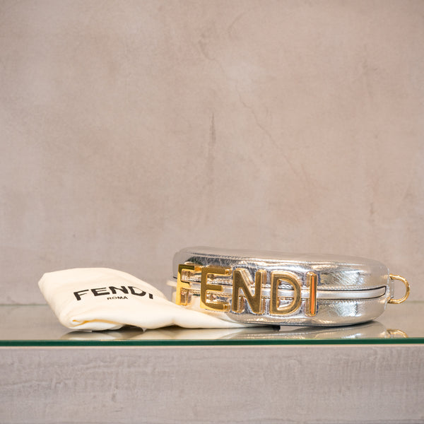 FENDI　フェンディ　ナノ グラフィ