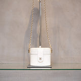 CHANEL　シャネル　マトラッセ　バニティミニ　ラムスキン　ホワイト