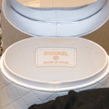 CHANEL　シャネル　マトラッセ　バニティミニ　ラムスキン　ホワイト