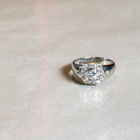 リング Pt900 D0.29CT D0.98CT D0.04CT 28号